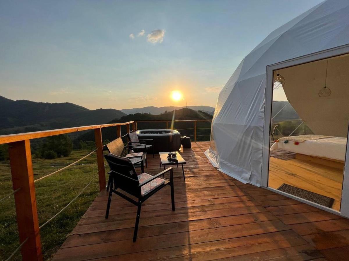 Starry Dome - Manta'S Retreat Glamping Cornereva Hotel Exterior photo